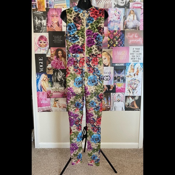 Sleeveless Floral Sheer Mesh Jumpsuit Size Medium - Picture 4 of 11